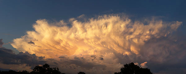 Storm clouds at sunset, in central Florida - photo by Jerry Blank