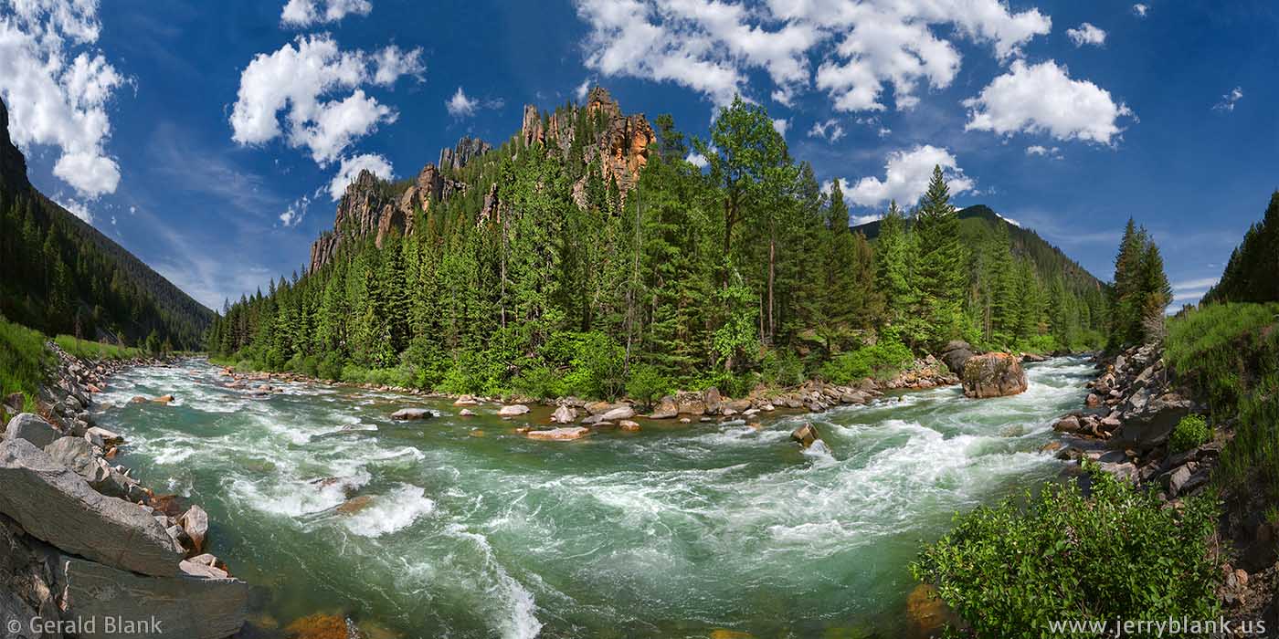 #09157 - A 180-degree panorama of the Gallatin River in Montana, as it makes a bend in the canyon - photo by Jerry Blank